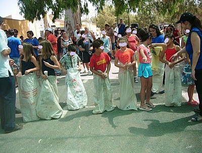 FIESTAS DEL BARRIO DE LOS DOLORES '18. Juegos Tradicionales de El Barrio. FIESTAS DEL BARRIO DE LOS DOLORES '18. Juegos Tradicionales de El Barrio.