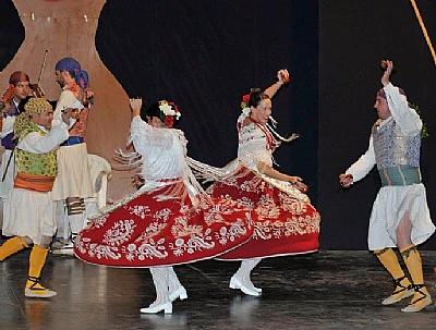 LOS MAYOS 2018: XXXV Festival de Folklore Los Mayos LOS MAYOS 2018: XXXV Festival de Folklore Los Mayos