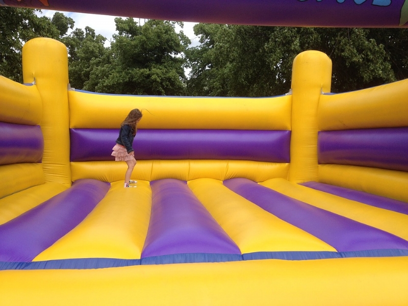 FIESTAS DE LA COSTERA 2025: Children entertainment and bouncy Castle