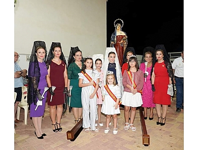 FIESTAS DEL BARRIO: Solemne Procesión en honor a la VIRGEN DE LOS DOLORES