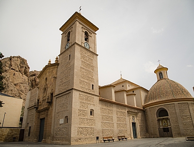 PRESENTACIÓN DEL CARTEL Y REVISTA DE SEMANA SANTA 2026