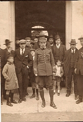 EXHIBITION: THE HEROES OF THE AFRICAN WAR. THE MANCO DE TIKÚN (ONE-ARMED MAN FROM TIKÚN)